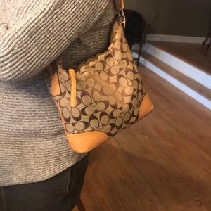 Classic Coach.  Very great condition